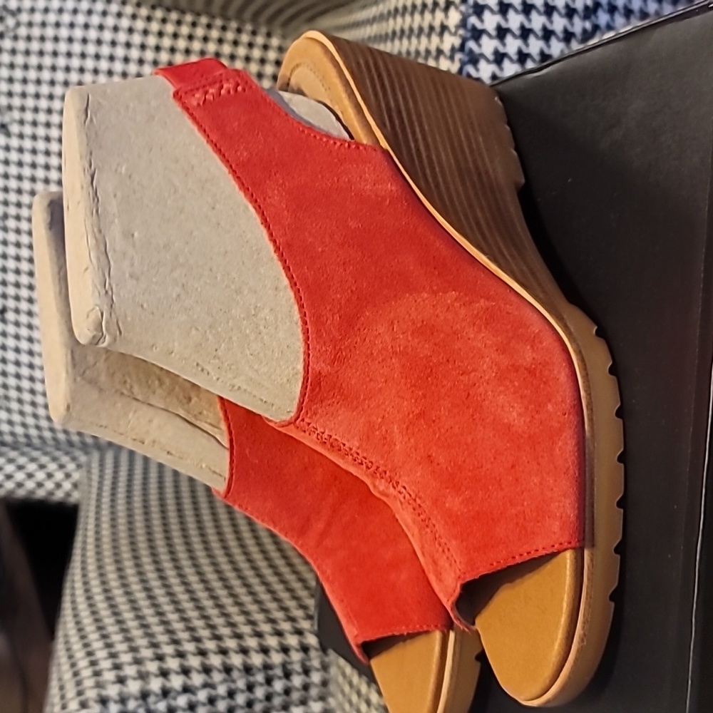 Sorel Open Toed Slingback Wedge size 10.5